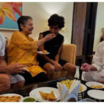 Meghna Gulzar shares endearing photo of parents Rakhee and Gulzar relishing ‘samose and chai’ on a rainy evening – See post |