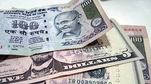 Indian Rupee Rises Against US Dollar, Recovers 2025 Losses