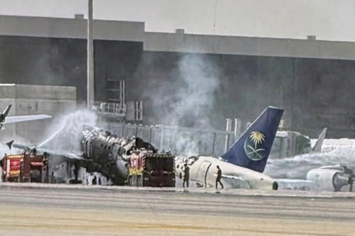 saudia plane destroyed at riyadh airport